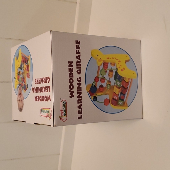 Toy - Picture 5 of 5